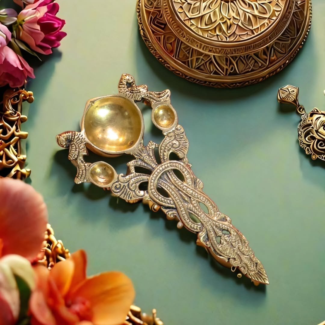 Brass Twisted Aarthi Diya