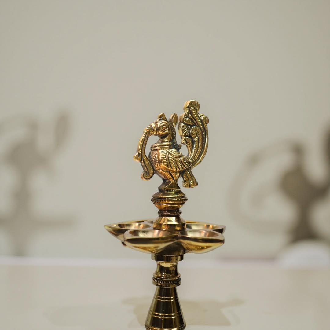 Annam Kuthu Vilakku (8 inch) - Image 3