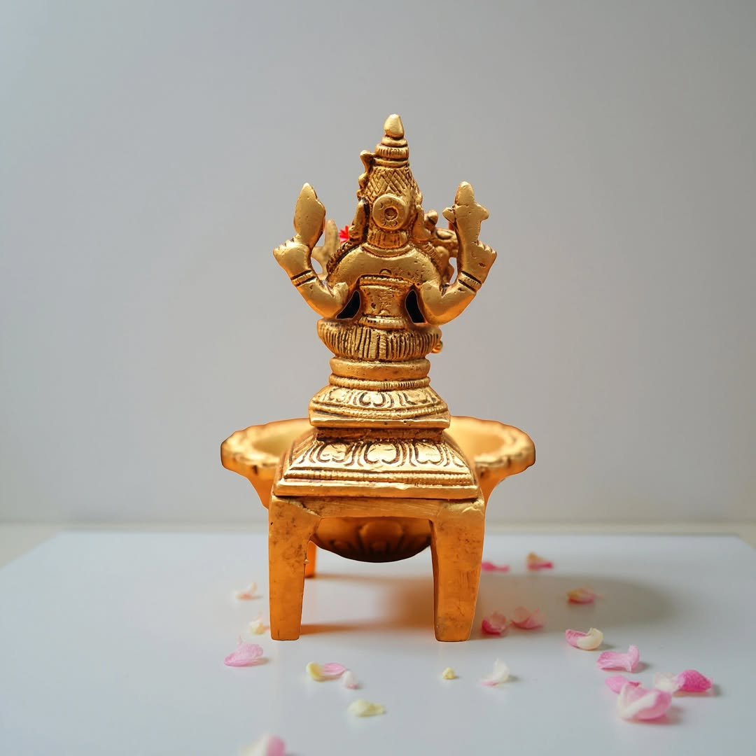 Brass Kamatchi Vilakku - Image 3