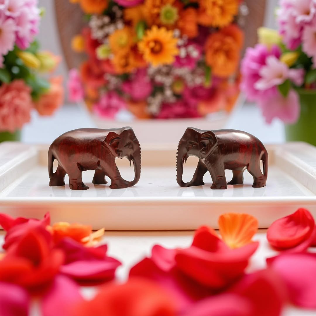 Red Sandalwood Elephant Pair (1inch)